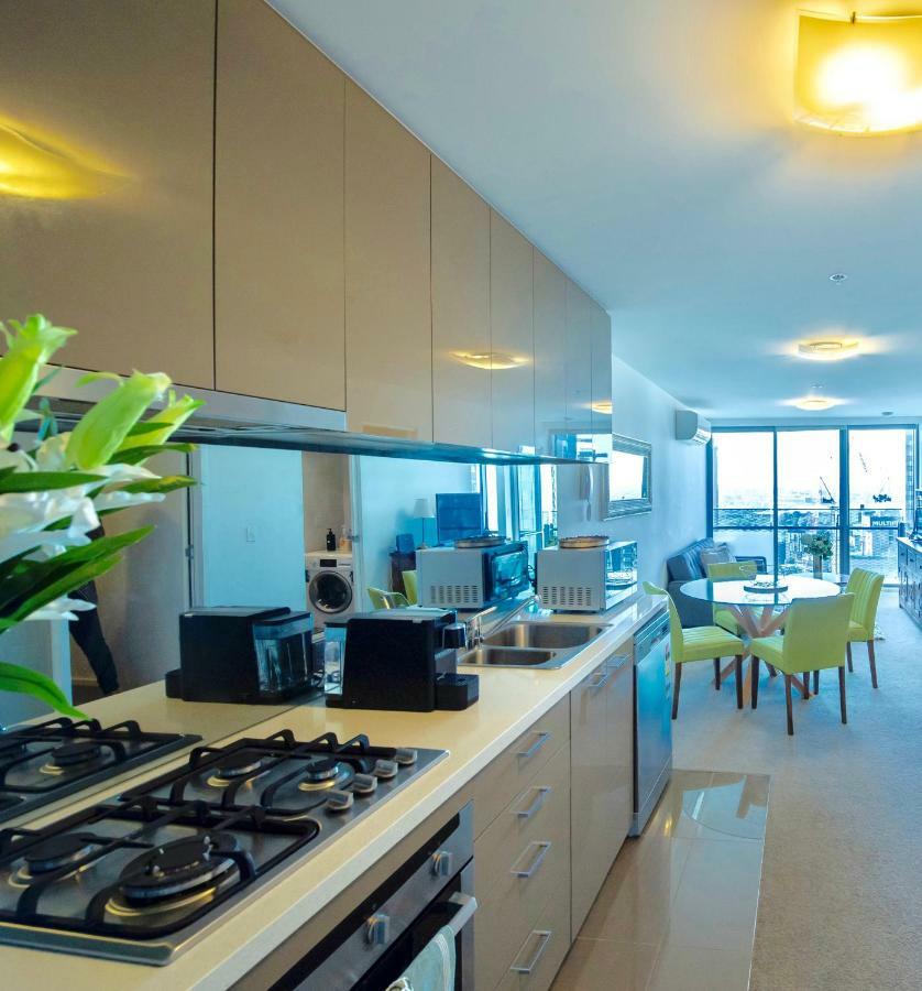 Luxury Apartments With View Melbourne Exteriör bild